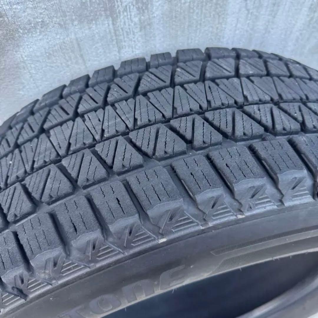 bj　BLIZZAK DM-V3 215/70R16 4本組のうち①