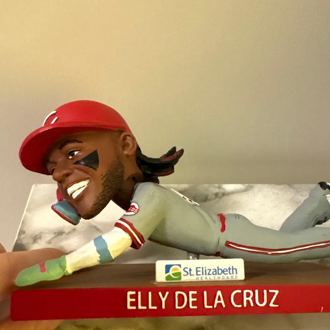 ボブルヘッド　ELLY DE LA CRUZ