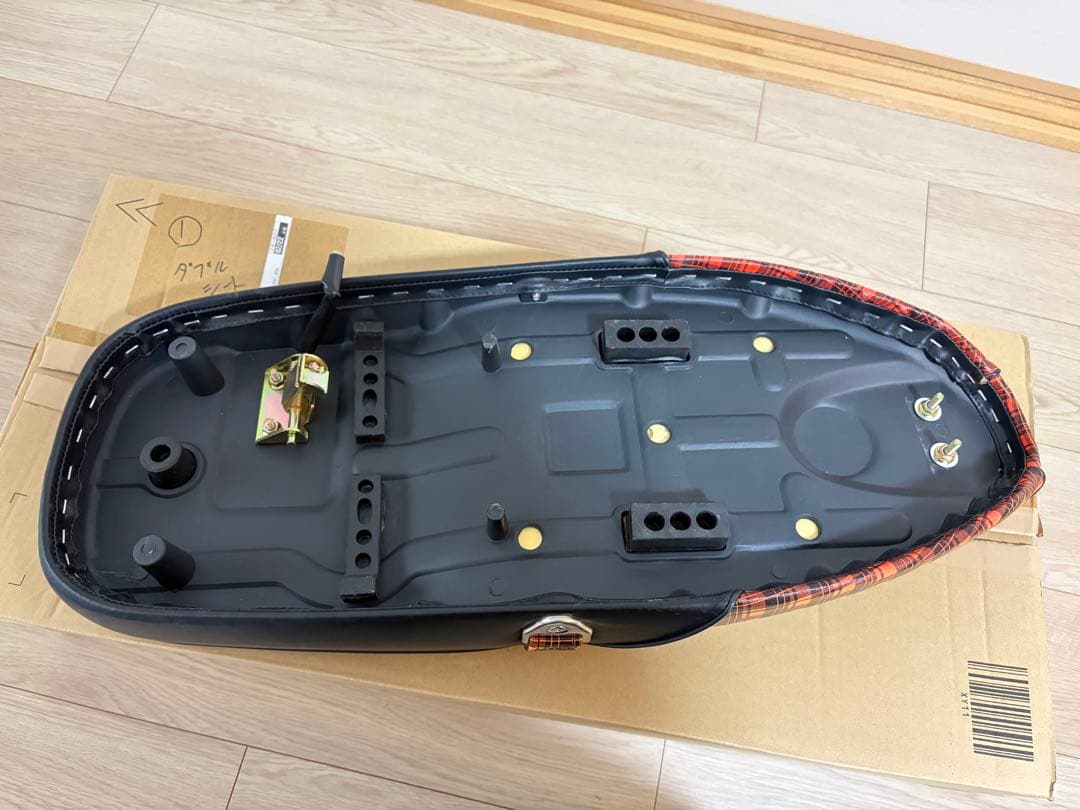 えめ スーパーカブ ダブルシート カブ リトルカブ デラックス カスタム