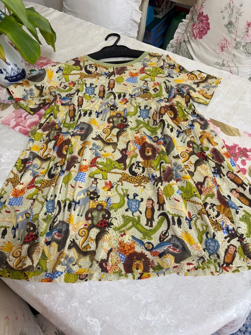 再お値下げ致しました　アルベロベロ　動物プリント 半袖Tシャツ