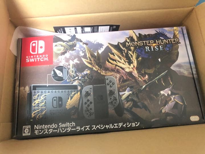 新品 送料無料　Nintendo switch 本体　モンハン　同梱版