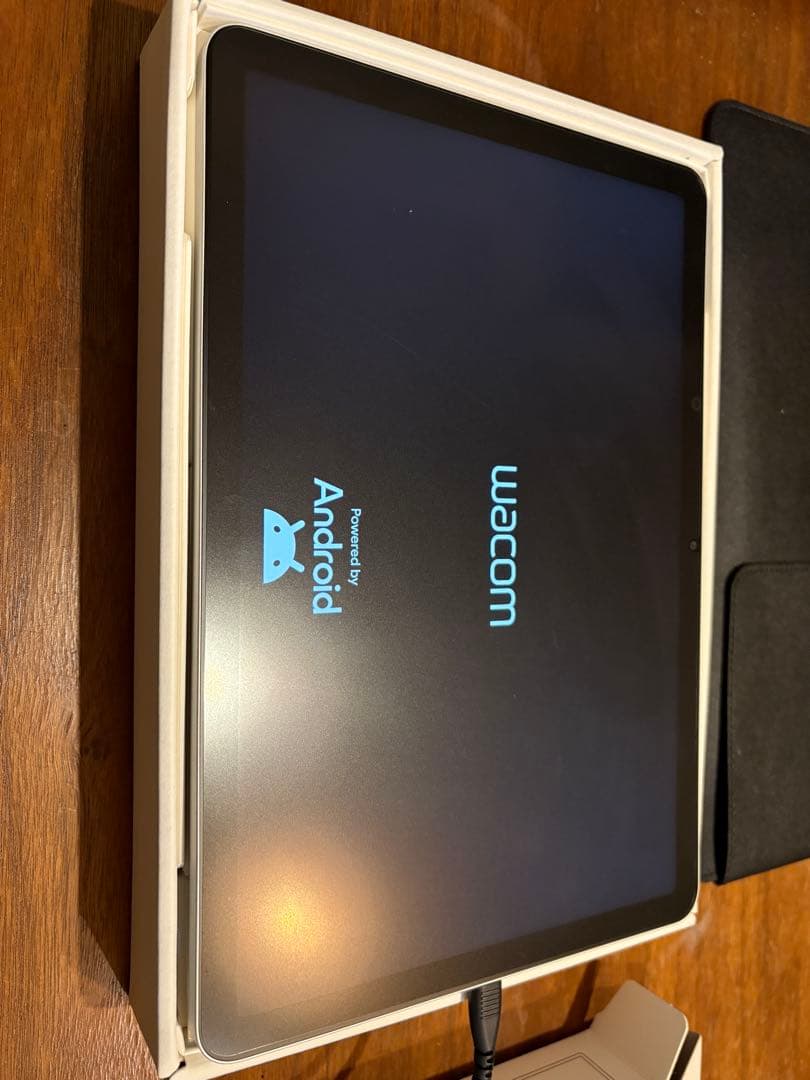 Wacom MovinkPad 11インチ Androidタブレット