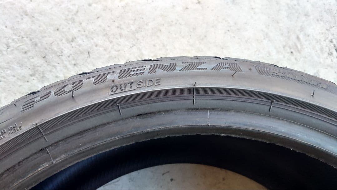 ノーマル　サマー　タイヤ　バリ溝　245/35r19　1本